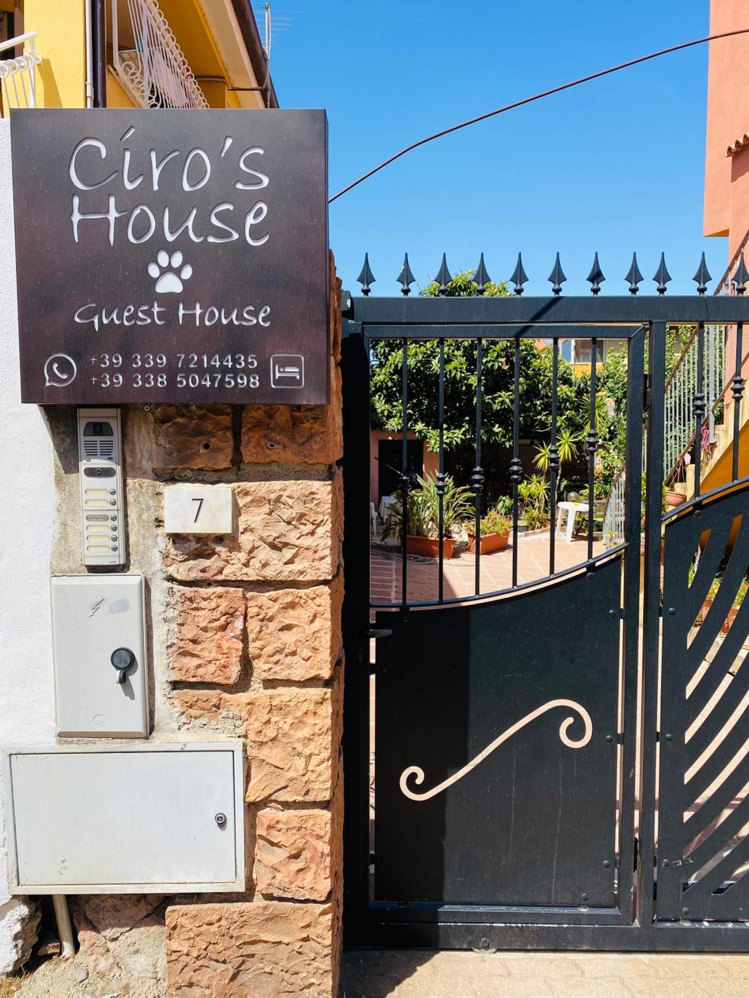 Affittacamere Ciro'S House 奧爾比亞 外观 照片